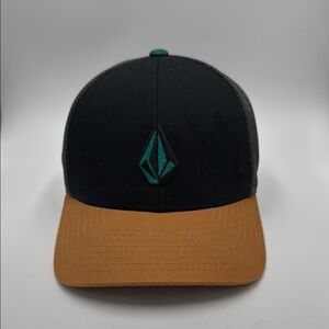 Volcom Black and Tan Cap with Teal Accent One Size